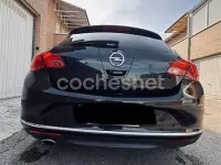 Usado Opel Astra Selective 165 CV (121 kW) 2015 Negro Berlina
