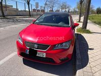 Usado Seat Leon Style 105 CV (77 kW) 2013 Rojo Berlina