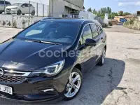 Usado Opel Astra Excellence 136 CV (100 kW) 2016 Negro Familiar