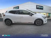 Usado Renault Clio V Techno 90 CV (66 kW) 2023 Gris / plata Berlina
