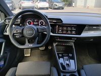 Usado Audi A3 150 CV (110 kW) 2024 Negro mito metalizado Utilitario