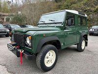 Usado Land Rover Defender 111 HP (81 kW) 1995 Verde SUV