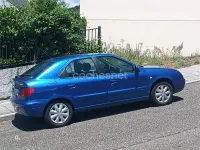 Usado Citroën Xsara 75 CV (55 kW) 2002 Azul Berlina