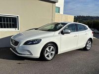 Usado Volvo V40 Momentum 120 CV (88 kW) 2015 Blanco Utilitario