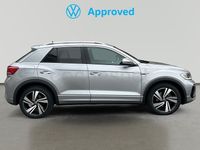 Usado VW T-Roc R-line 150 CV (110 kW) 2023 Gris / plata SUV