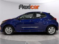 Usado Toyota Yaris Hybrid Active 116 CV (85 kW) 2021 Azul Berlina