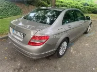 Usado Mercedes C220 Elegance 150 CV (110 kW) 2007 Gris / plata Berlina