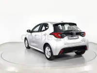 Usado Mazda 2 Comfort 116 CV (85 kW) 2022 Gris / plata Berlina