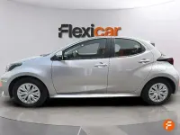 Käytetty Toyota Yaris Hybrid Business Edition 116 HP (85 kW) 2025 Harmaa