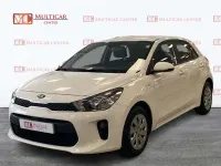 Usado Kia Rio 84 CV (61 kW) 2020 Blanco Berlina