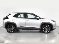 Usado Toyota Yaris Cross Active 116 CV (85 kW) 2022 Gris SUV