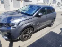 Usado Peugeot 3008 Allure 130 CV (95 kW) 2020 Gris / plata SUV