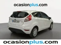 Usado Ford Fiesta Trend 82 CV (60 kW) 2016 Blanco Utilitario