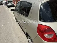 Begagnad Renault Clio II Authentique 75 HK (55 kW) 2007 Beige Sedan