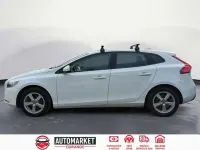 Usado Volvo V40 Momentum 114 CV (83 kW) 2013 Beige Berlina