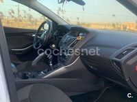 Usado Ford Focus Trend 115 CV (84 kW) 2011 Blanco Berlina