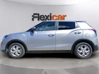 Usado SsangYong Tivoli 163 CV (119 kW) 2024 Gris SUV
