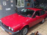 Usado Alfa Romeo Alfetta 129 CV (94 kW) 1981 Rojo Coupe