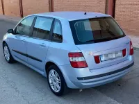 Usado Fiat Stilo Dynamic 103 CV (75 kW) 2002 Azul Berlina