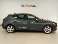 Usado Seat Leon FR 110 CV (80 kW) 2024 Gris Berlina