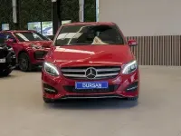 Usado Mercedes B180 109 CV (80 kW) 2017 Negro Utilitario