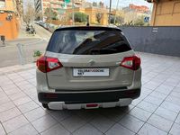 Usado Suzuki Vitara 120 CV (88 kW) 2018 Beige SUV