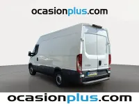 Usado Iveco Daily 156 CV (114 kW) 2022 Blanco Familiar