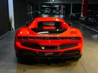 Usado Ferrari 296 831 CV (611 kW) 2024 Blanco Coupe