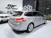 Usado Peugeot 308 SW Active 130 CV (95 kW) 2020 Gris / plata Familiar