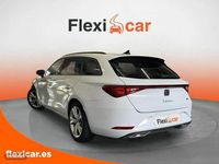 Usado Seat Leon FR 150 CV (110 kW) 2021 Blanco Familiar