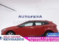 Usado Volvo V40 CC Kinetic 115 CV (84 kW) 2014 Rojo Familiar