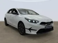 Usado Kia Ceed Edition 7 101 CV (74 kW) 2025 Blanco Utilitario