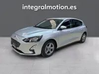 Usado Ford Focus Trend 95 CV (69 kW) 2019 Gris Berlina