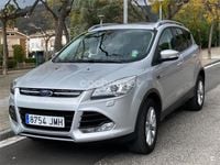 Usado Ford Kuga Titanium 150 HP (110 kW) 2016 Cinzento SUV