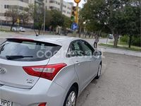 Usado Hyundai i30 110 CV (80 kW) 2013 Gris / plata Berlina