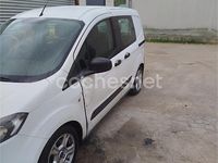 Usado Ford Tourneo Courier Trend 95 CV (69 kW) 2016 Blanco Monovolumen