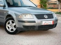 Usado VW Passat Trendline 130 CV (95 kW) 2001 Gris / plata Familiar