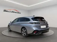 Usado Peugeot 308 SW Allure 131 CV (96 kW) 2022 Gris Familiar