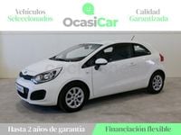 Usado Kia Rio 85 CV (62 kW) 2015 Blanco Berlina