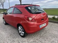 Usado Opel Corsa Sport 90 CV (66 kW) 2007 Rojo Utilitario