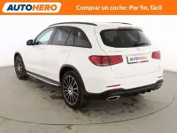 Usado Mercedes GLC220 AMG line 194 CV (142 kW) 2022 Blanco SUV