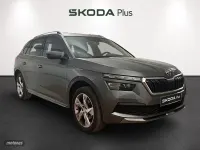 Usado Skoda Kamiq Style 150 CV (110 kW) 2022 Gris SUV