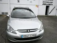 Usado Peugeot 307 90 CV (66 kW) 2004 Gris / plata Berlina