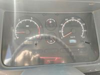 Usado Nissan Cabstar 125 HP (91 kW) 2006 Branco Pickup