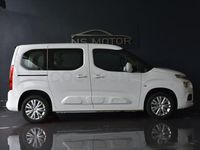Usado Citroën Berlingo Feel 102 HP (75 kW) 2022 Branco Monovolume