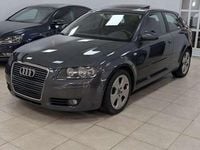 Usado Audi A3 Ambition 140 CV (102 kW) 2006 Negro Utilitario
