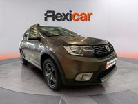 Usado Dacia Sandero Stepway 90 CV (66 kW) 2017 Marrón Berlina