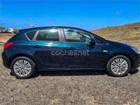 Usado Opel Astra Business 110 CV (80 kW) 2013 Azul Berlina