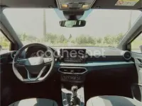Usado Seat Arona Xperience 110 CV (80 kW) 2023 Azul SUV