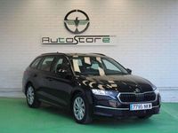 Usado Skoda Octavia Selection 150 CV (110 kW) 2024 Negro Familiar